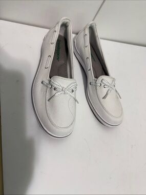 GRASSHOPPER ORTHOLITE Women’s White Casual Boat Shoe with Lace Accent